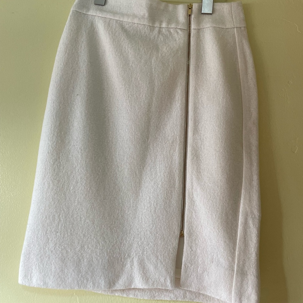 Banana Republic white wool/viscose gold zipper front. 00P. Brand new with tags.